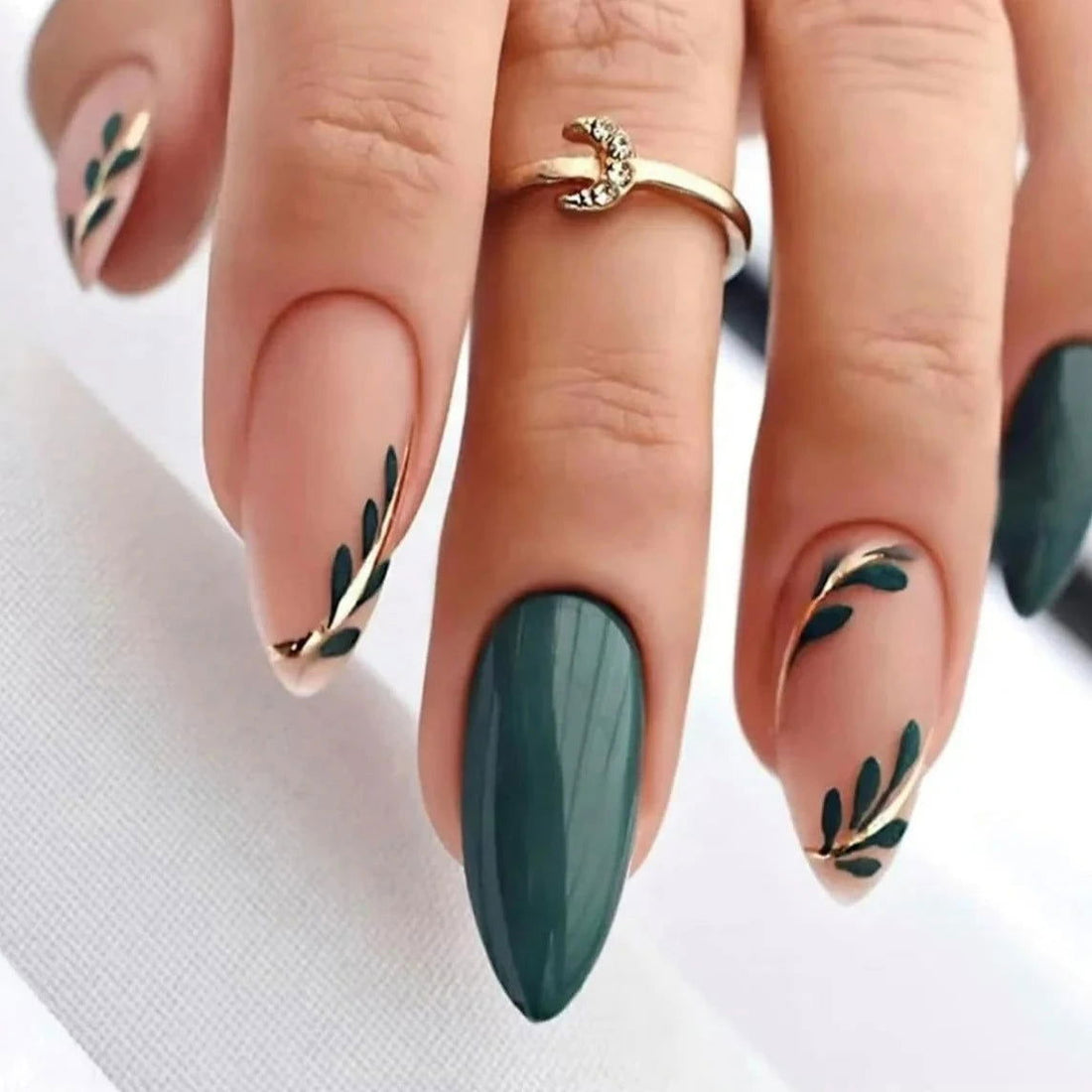 Almond Grassy Green Nails - Press on Nails
