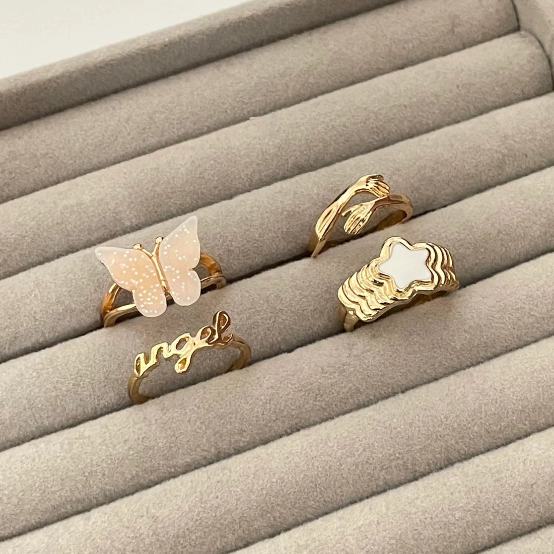 Dreamy Flutter Ring Set | Size 7 - Rings