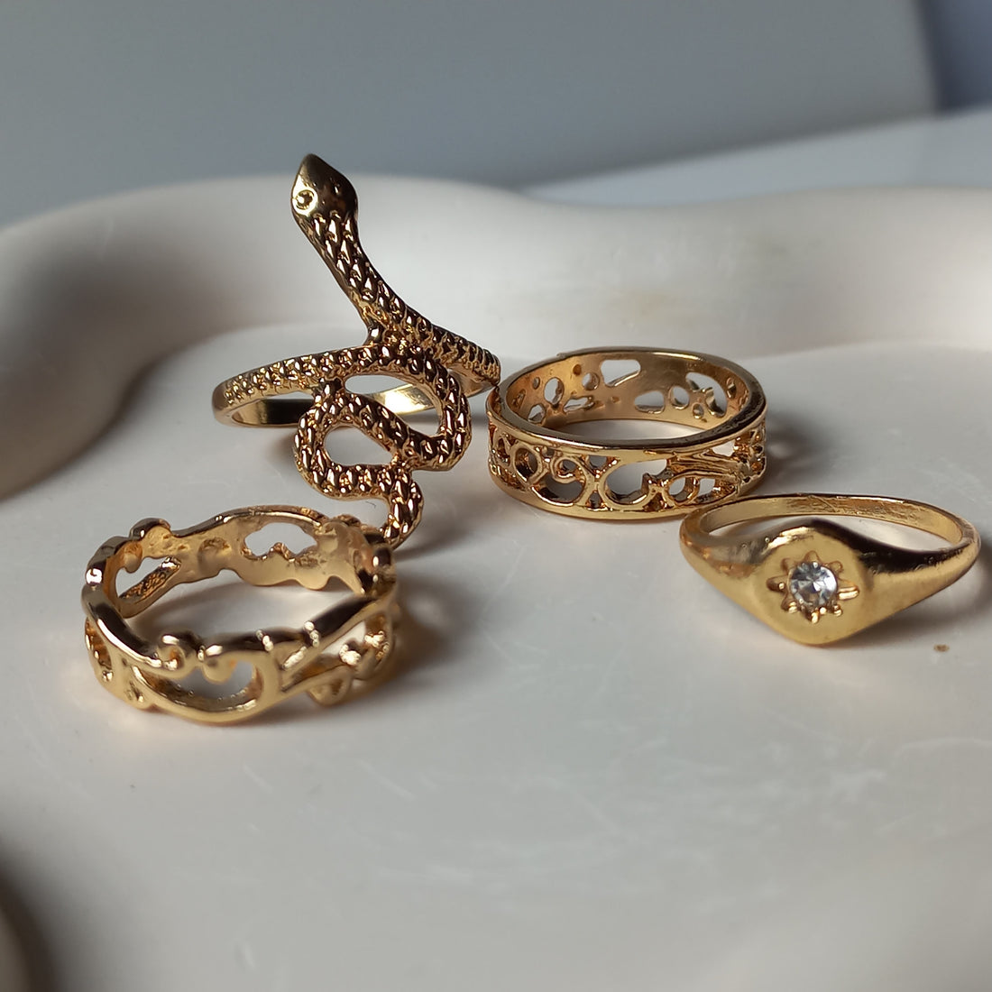 Gilded Glow Ring Set | Size 6.5 - Rings