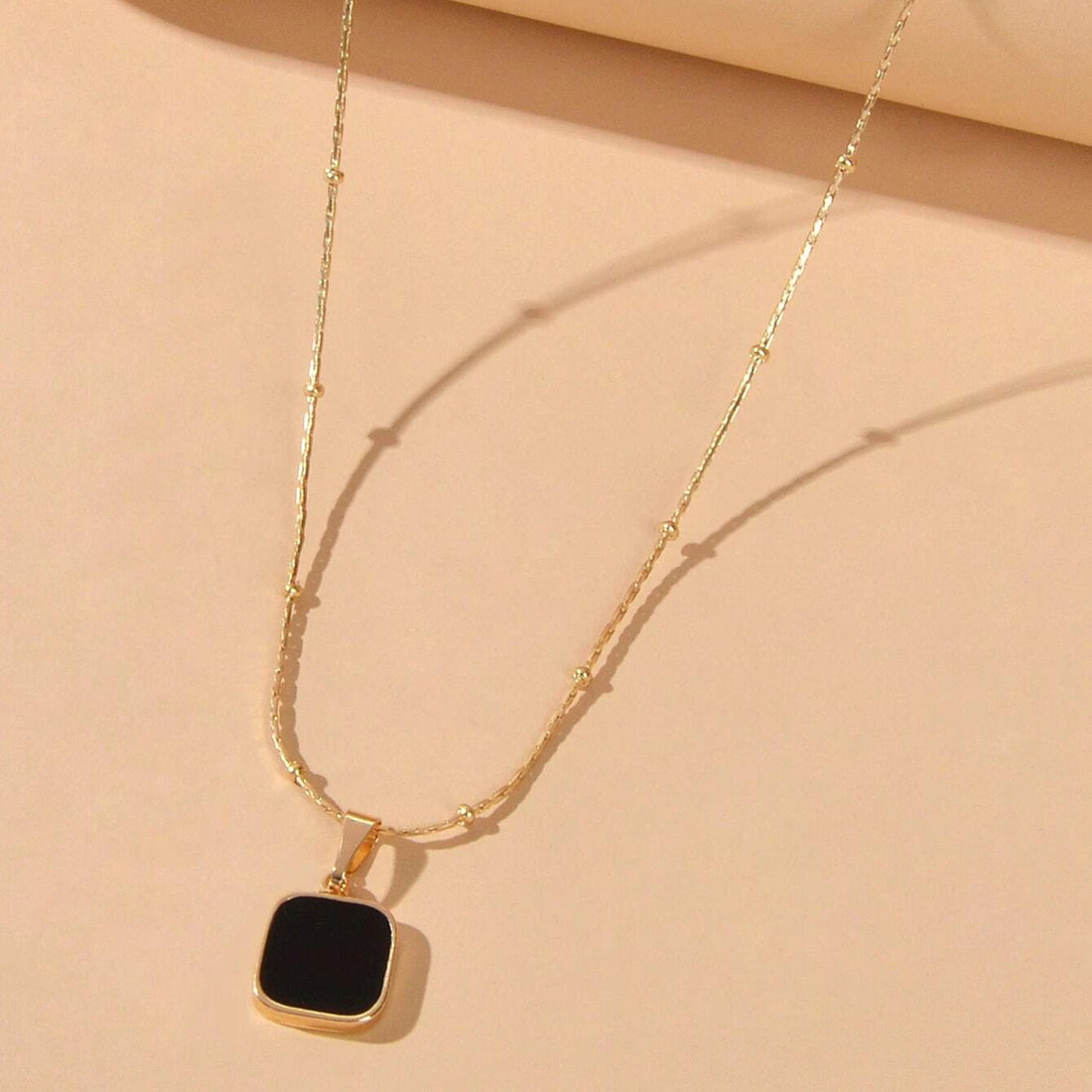 Shein Black & Gold Pendant - Necklaces
