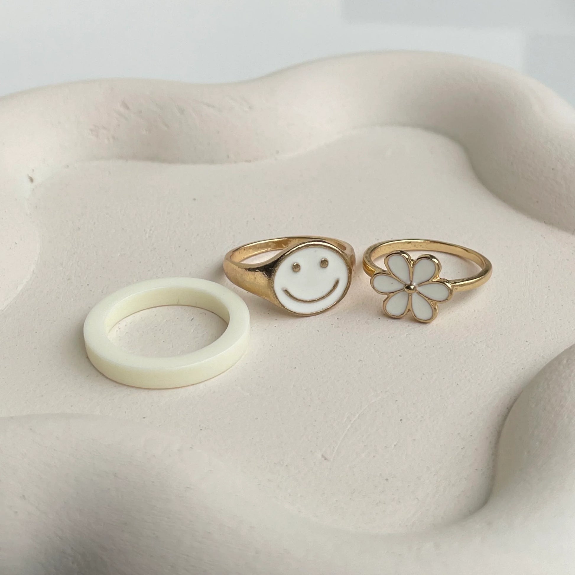 Smiley Flora Ring Set | Size 6 - 