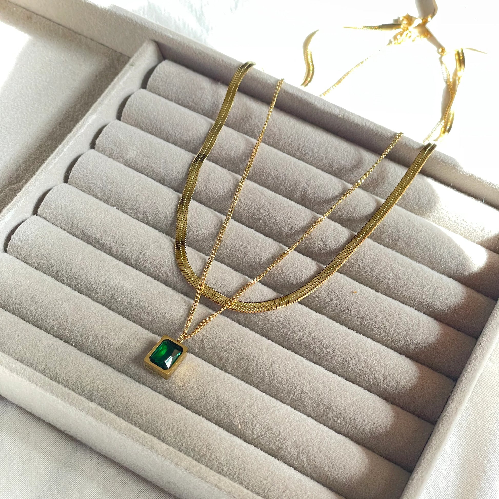 Stainless Steel Emerald Layered Necklace - 