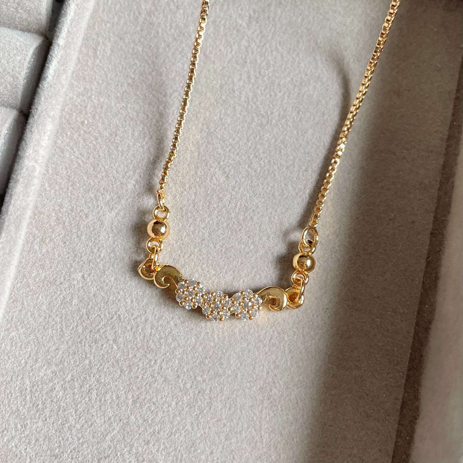 Tranquil Pendant | Tarnish-Free - 