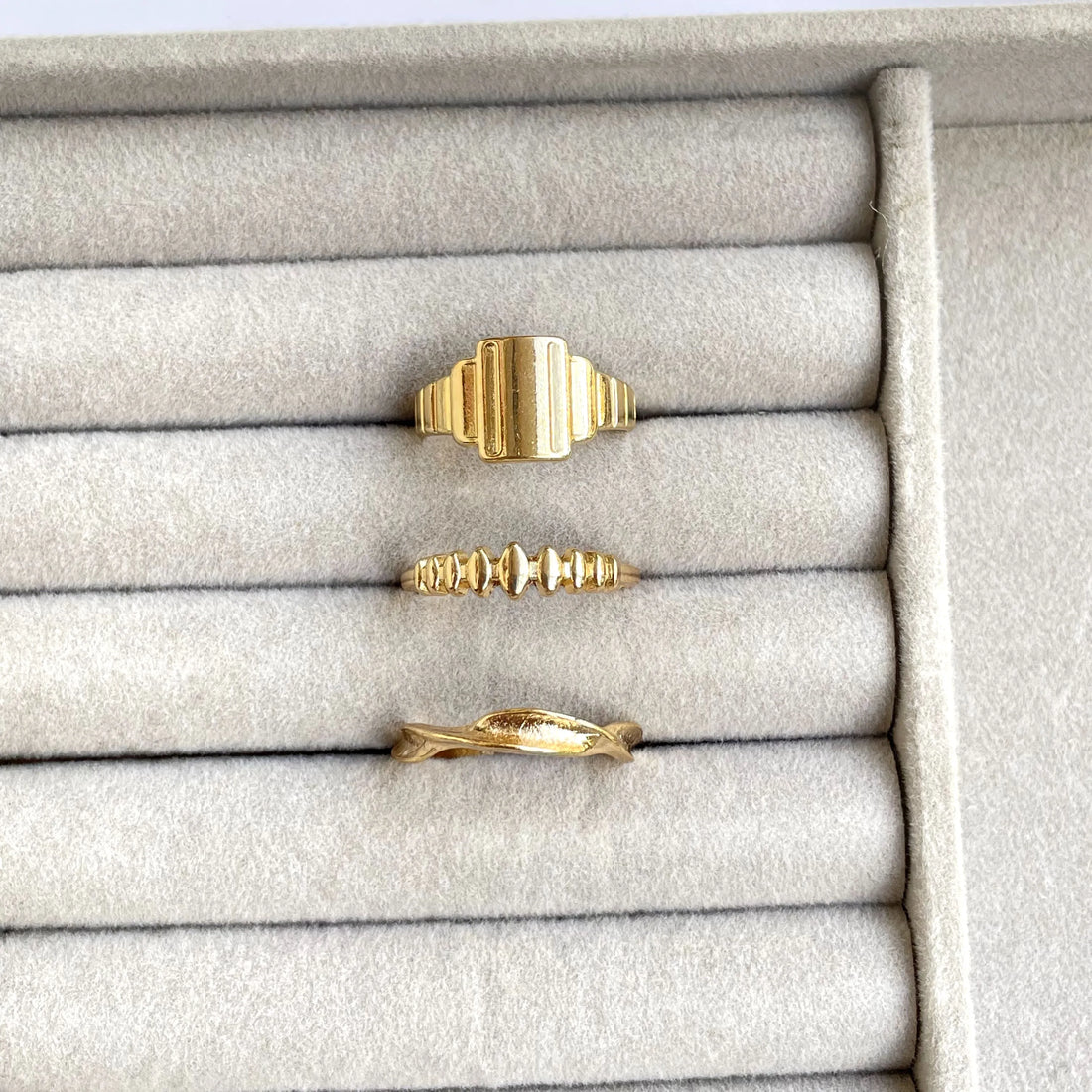 Delora Ring Set | Size 8