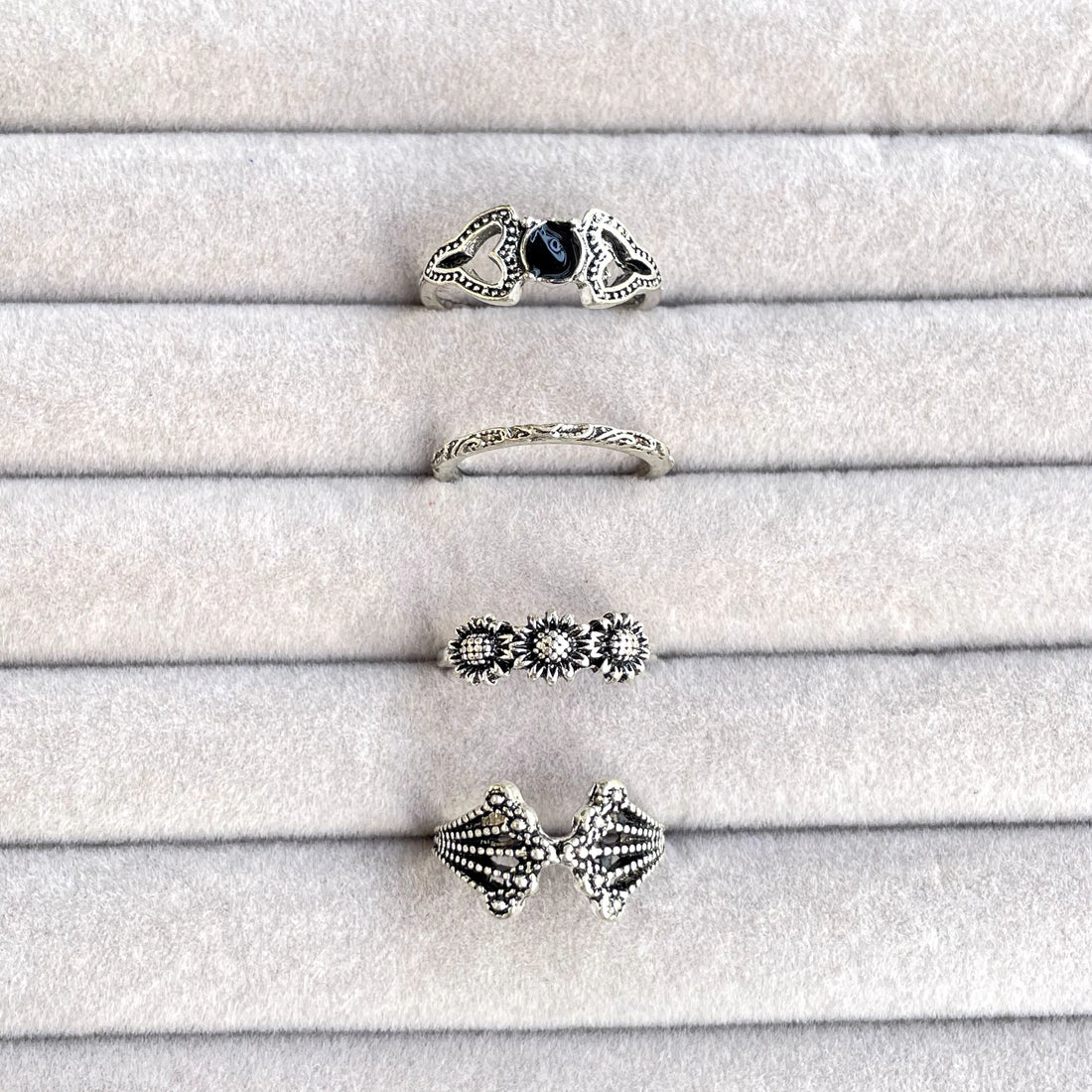Neovia Ring Set | Size 6