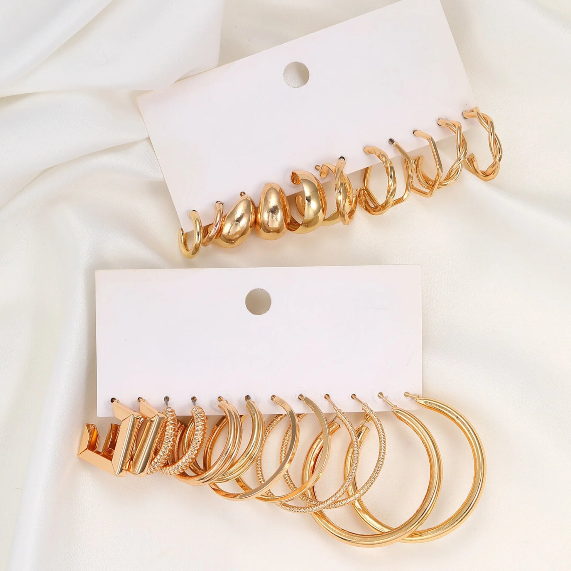 Lucy Earrings Set - 