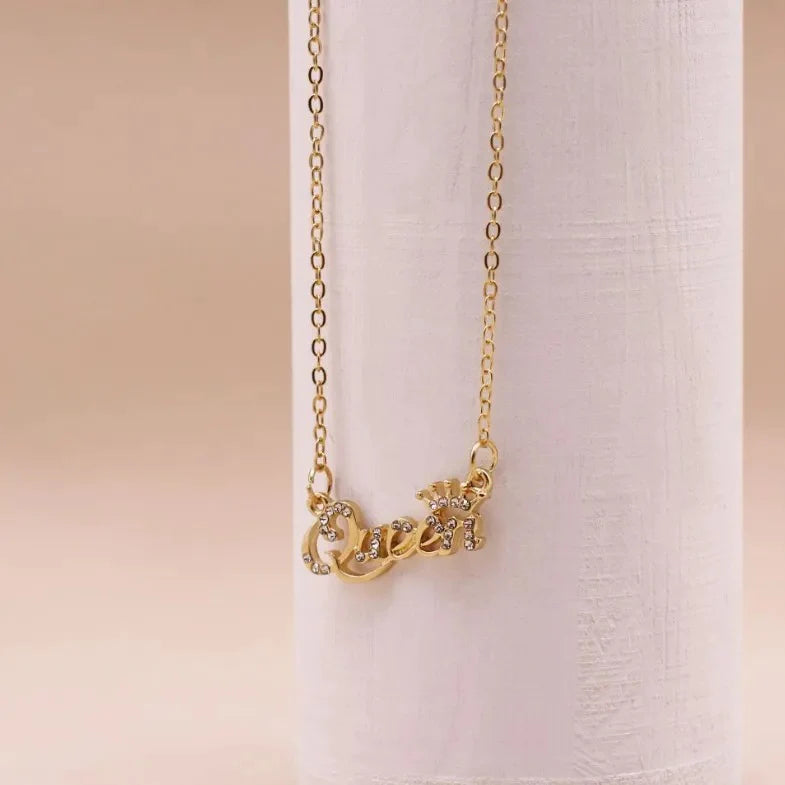 Queen Pendant - 